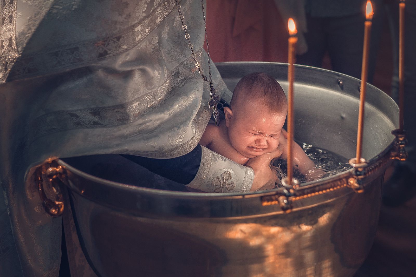 Съёмка младенцев в Новочеркасском храме Александра Невского