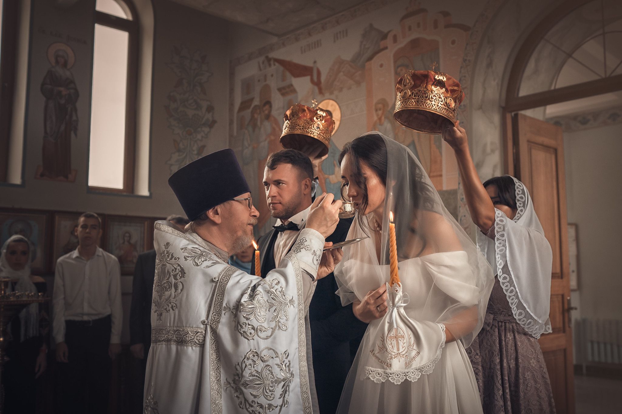 Венчание в храме Ксении Петербургской в Абрау-Дюрсо