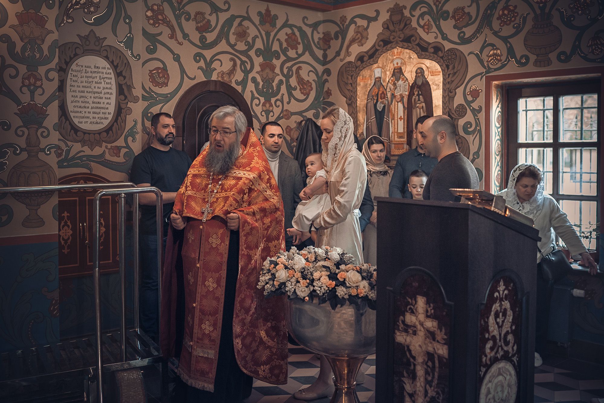 Крещение в храме Троицы Живоначальной на Воробьевых горах