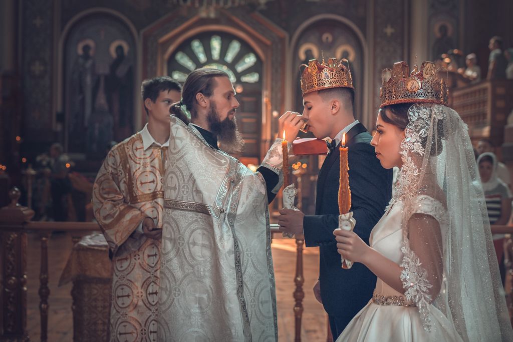 Таинство венчания в Краснодарском Екатерининском соборе