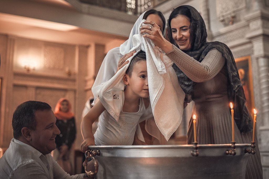 Таинство крещения в Старо-Покровском храме