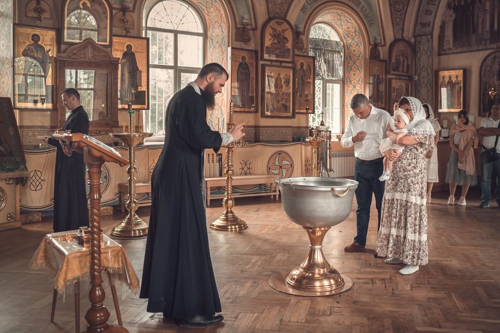 Именины в июне: крещение по святцам. Оглашение в Таганрогском Никольском храме